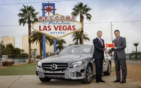Mercedes-Benz E-Klasse: Autonom über die Highways im Bundesstaat NevadaMercedes-Benz E-Class: Self-driving across the highways of Nevada